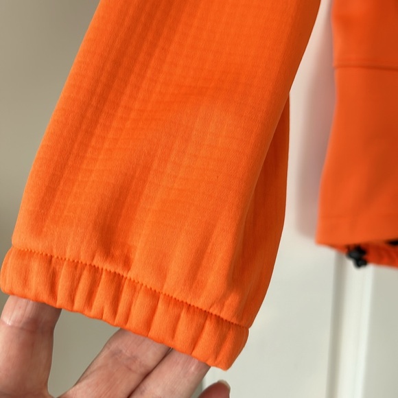 Baleaf Insulated Softshell Bike/Run Jacket w Reflectors, Zipper Pockets Size Lg - Picture 6 of 15